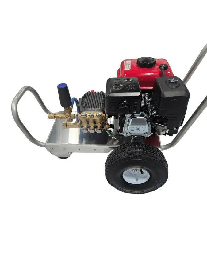 PRESSURE WASHER LIFAN 6.5HP/2.5GPM @2500PSI ON WHEELED CART