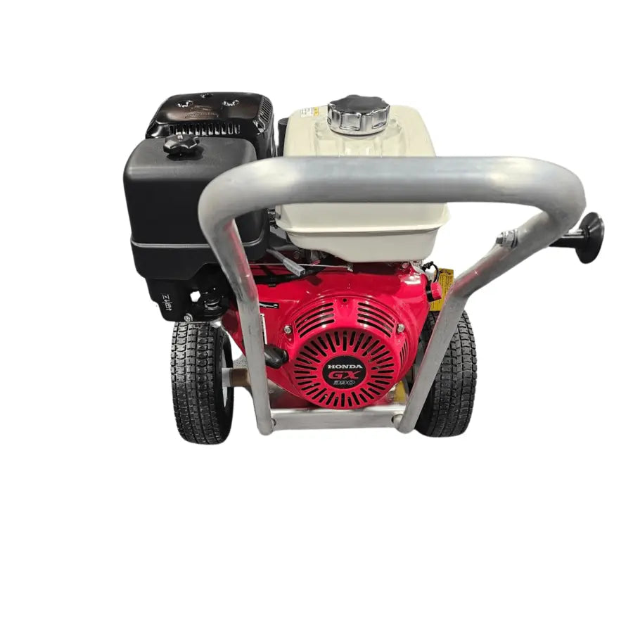 PRESSURE WASHER HONDA GX390 - 4GPM @4000PSI ON WHEELED CART