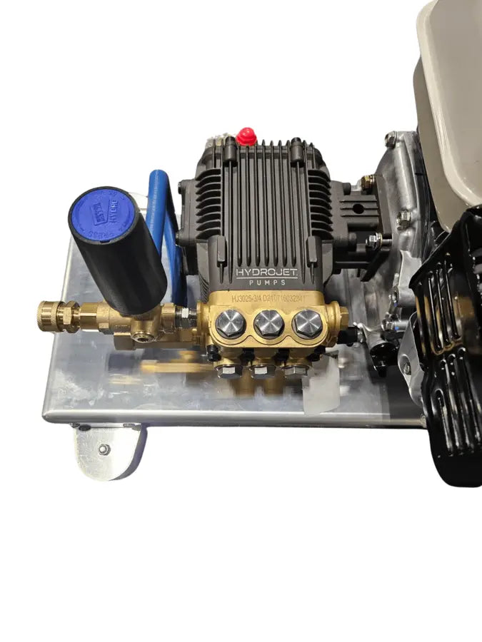 PRESSURE WASHER HONDA GX200 - 3GPM @2000PSI ON SKID FRAME