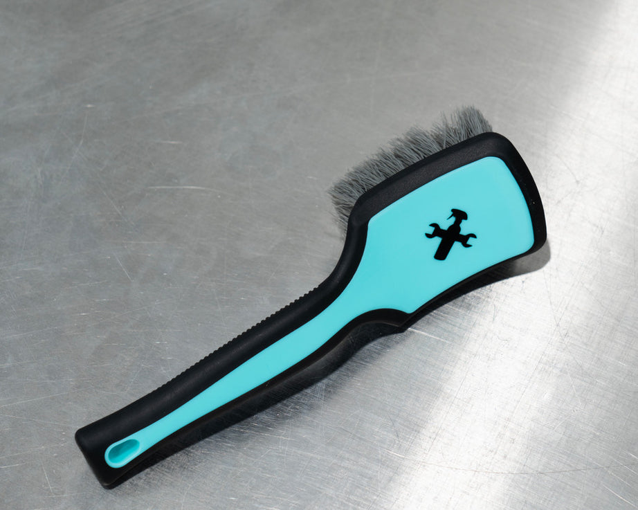 Tire Scrubbing Brush