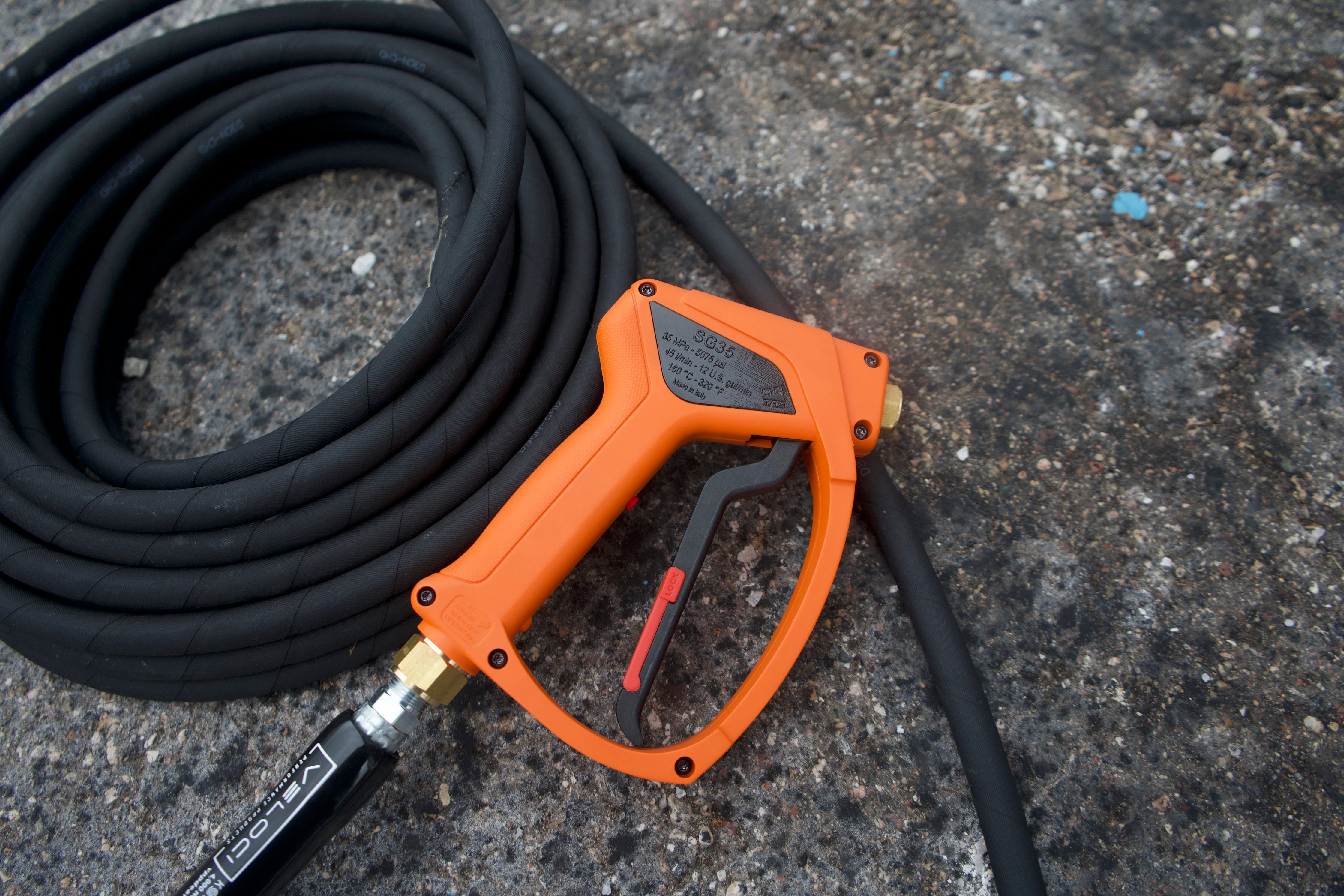 SPRAY GUN SG35 EASY HOLD 5,000PSI @ 12GPM (ORANGE) - MTM Hydro