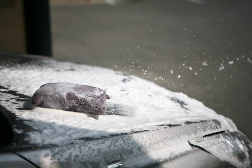 Microfiber Wrapped Scratch-Free Washing Sponge in action